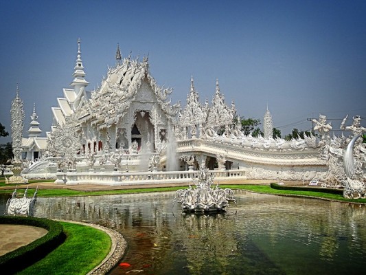 Wat Rong Khun ou Temple blanc à Chiang Rai