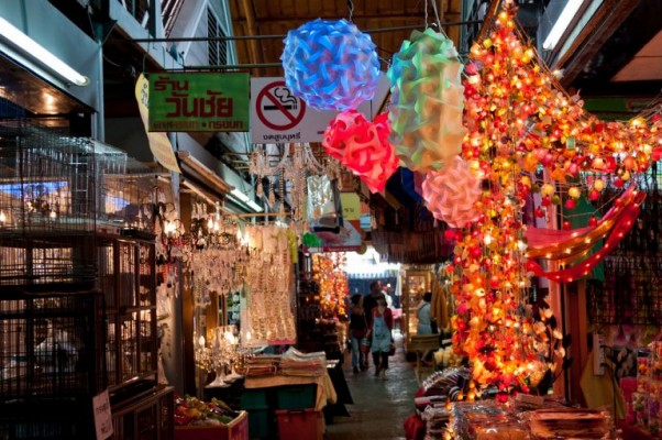 4 - Explorer le marché de Chatuchak