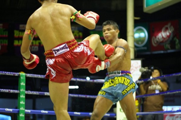 15 - Assister à un match de Muay Thai