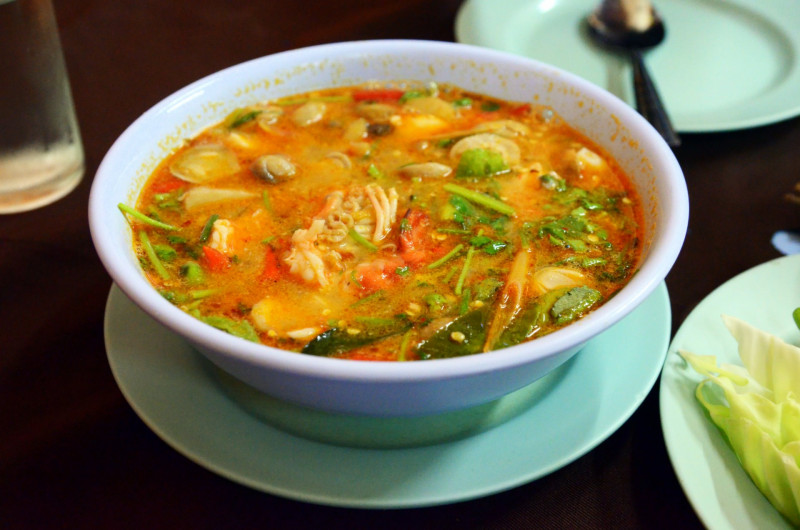 1. Tom Yam Kung : soupe épicée aux crevettes