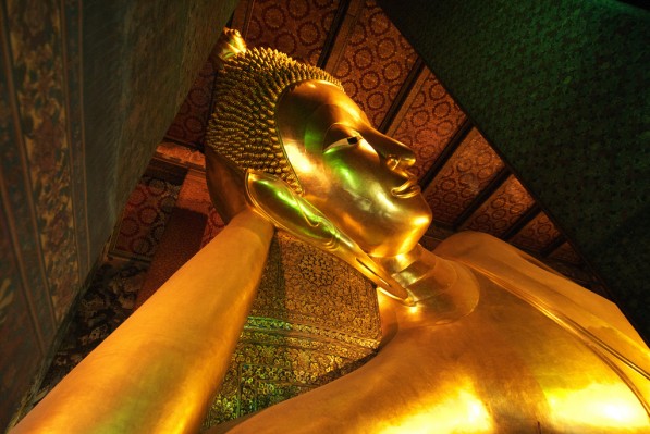 1 - Visiter le Wat Pho et son bouddha couché