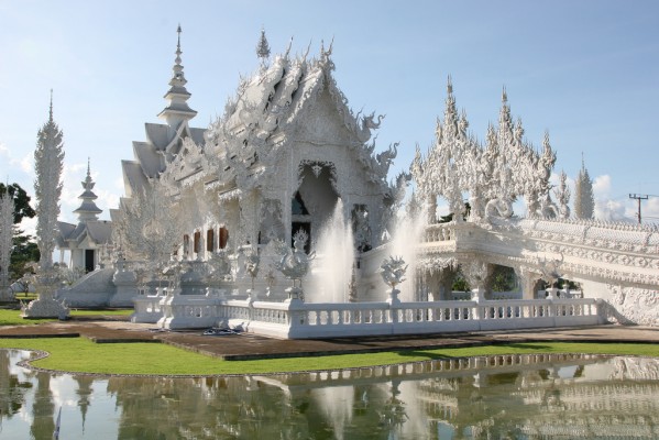 1 - Wat Rong Khun