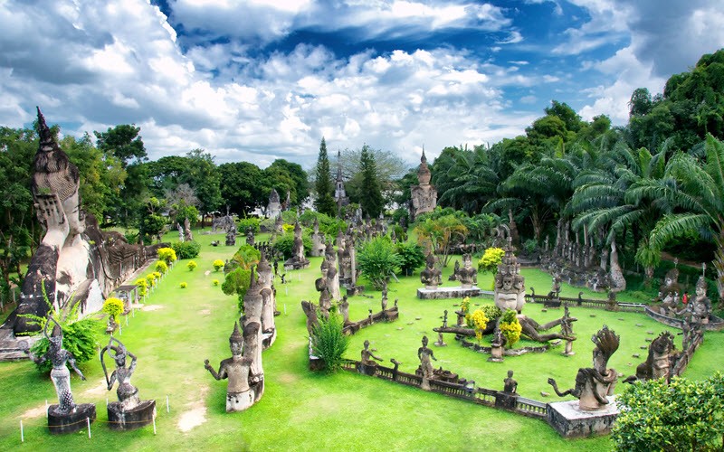 9. Visiter Vientiane, la capitale