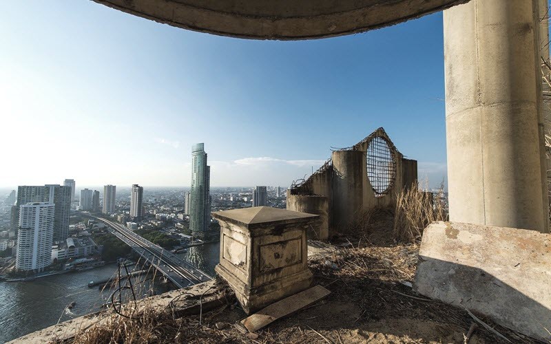 La « Ghost Tower » à Bangkok, Thailand