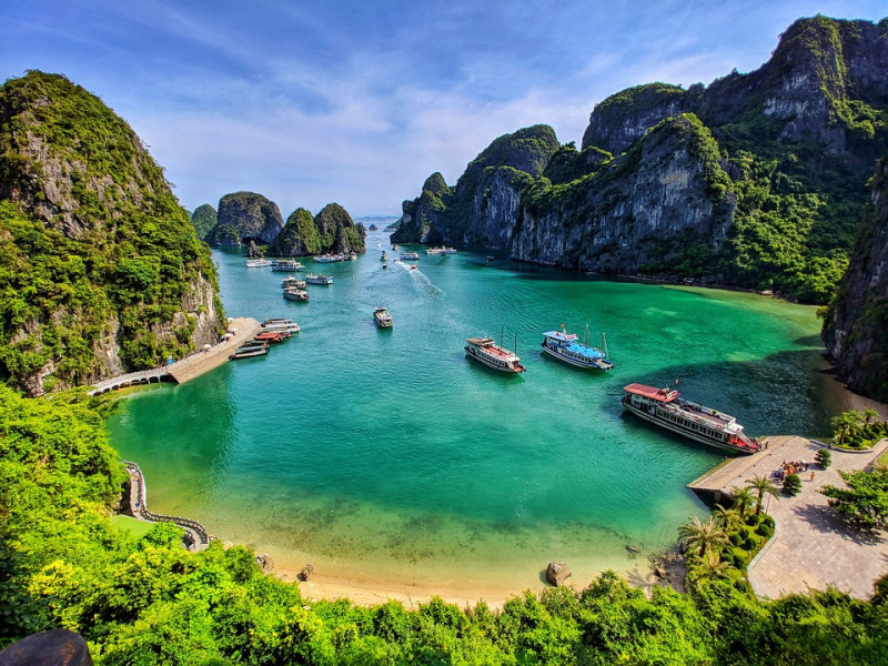 Croisière dans la baie d'Halong