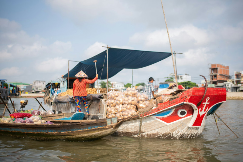 À la découverte des Marchés Flottants du Delta du Mékong au Vietnam et au Cambodge