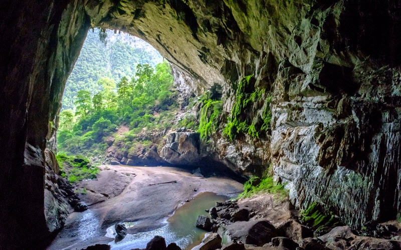 1. Les grottes du parc national Phong Nha-Ke Bang