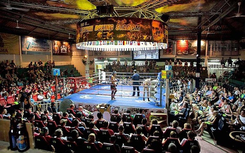 Voir un combat de boxe Thai à Phuket au Patong boxing stadium