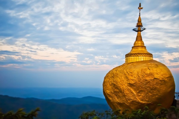 La pagode du rocher d’Or (Kyaiktiyo)