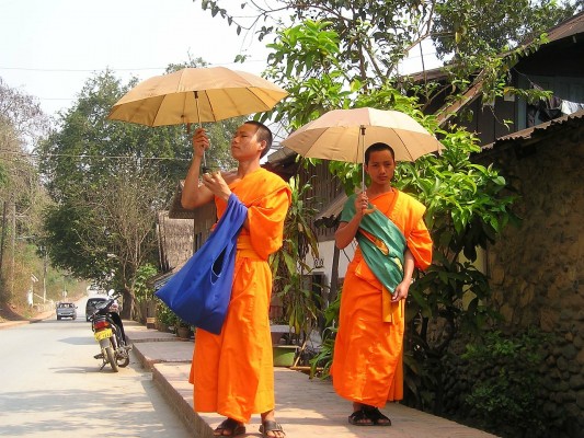 Jour 5 : Vang Vieng – Van Sang – Vientiane