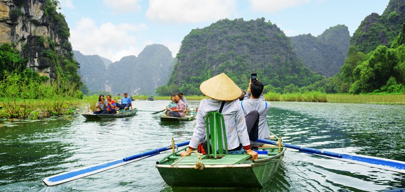 Jour 2 : Excursion à Ninh Binh, la baie d'Halong terrestre