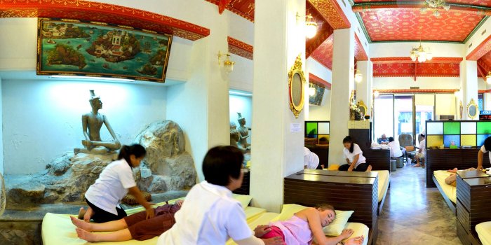 Jour 3 : VENDREDI – Découverte du Bangkok historique et massage au Wat Pho