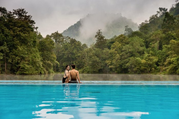 Jour 1 : BANGKOK – DAMNOEN SADUAK – KANCHANABURI (-/-/-)