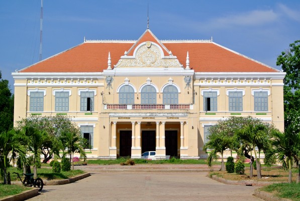 Jour 5 - Battambang : Balade les cheveux au vent dans un tuk tuk et route vers Phnom Penh