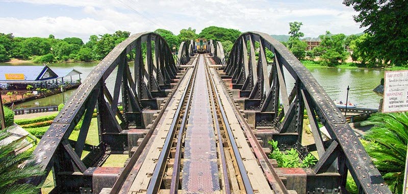 Jour 3 : Le pont mythique de la rivière Kwai