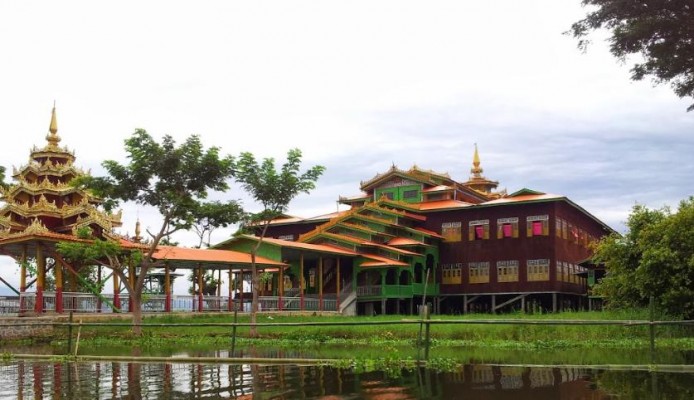 Jour 8 - Lac Inle : Le monastère des chats sauteurs