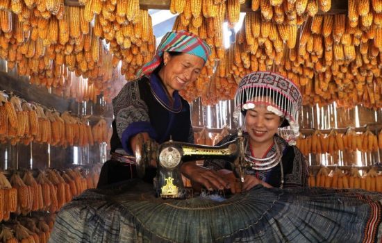 Du lịch Việt Nam: Độc đáo ngôi Nhà ngô ở Màng Mủ