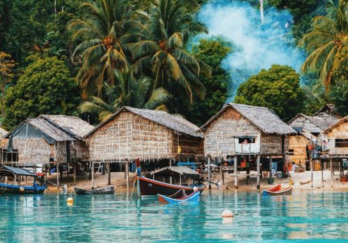 1748920588Sayhithailand01 (1)