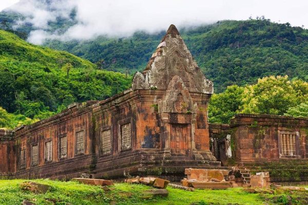 571800-1260x630-le-temple-vat-phou-champassak-laos