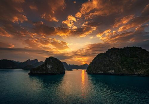 Baie-dHalong-Patrick-Jacobs-720x480