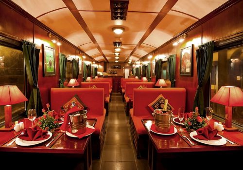 Victoria-Express-Train-Restaurant