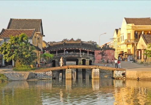 pont-japonais-hoi-an-vietnam